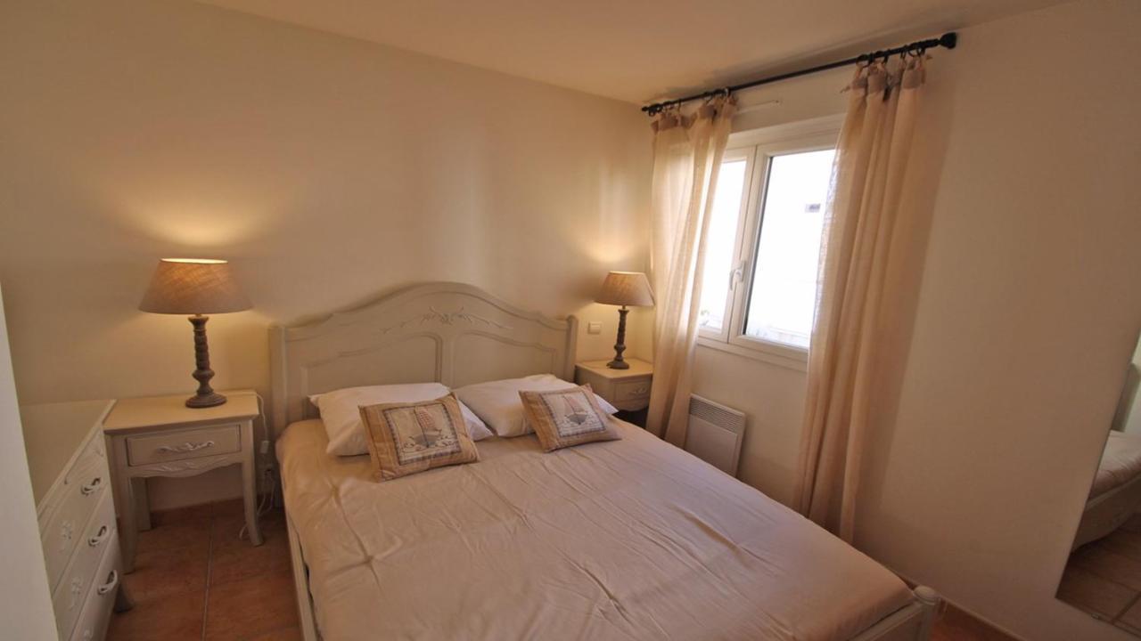 Sainte-Maxime - 3 Bedroom Apartment, Air Conditioned, Outdoor Terrace, Swimming Pool 외부 사진